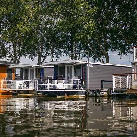 Hotel Lakóhajó, úszóház - Tisza-tó Tiszafüred Exterior foto